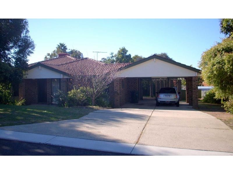 35 Calbourne Way, Kingsley WA 6026