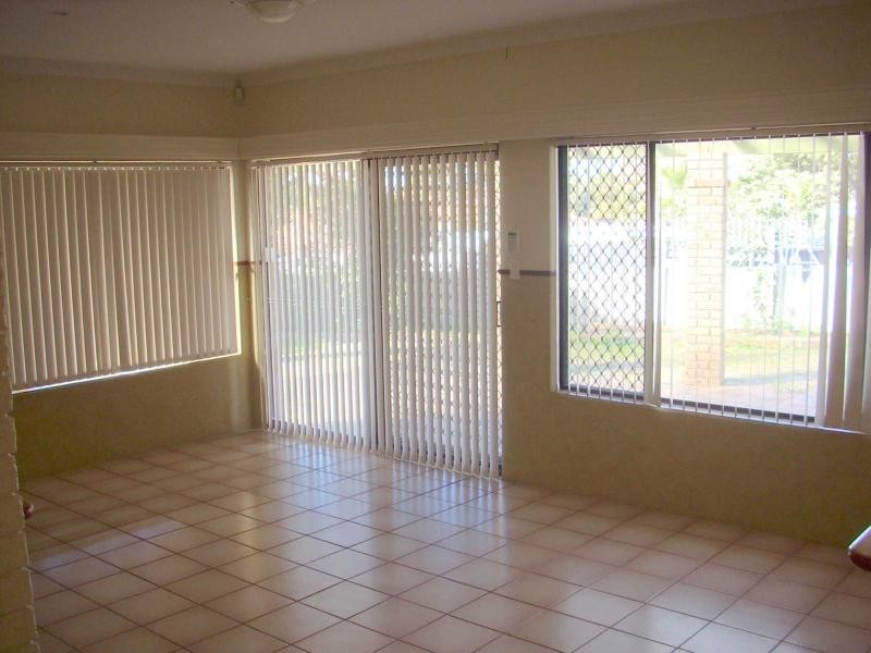 35 Calbourne Way, Kingsley WA 6026