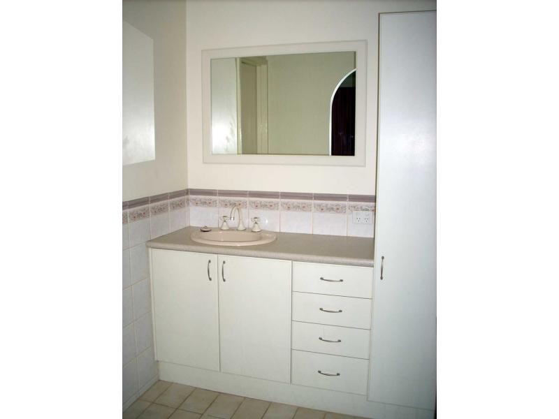 35 Calbourne Way, Kingsley WA 6026