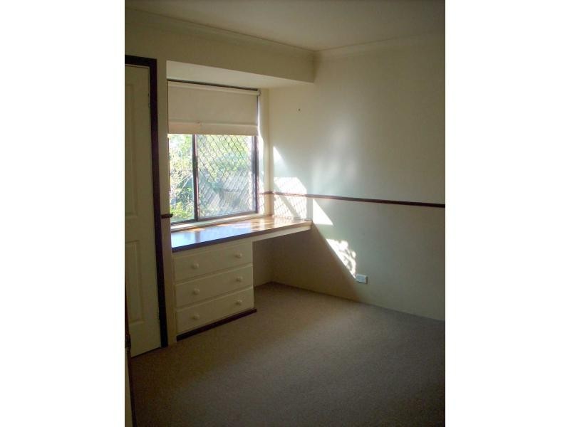 35 Calbourne Way, Kingsley WA 6026