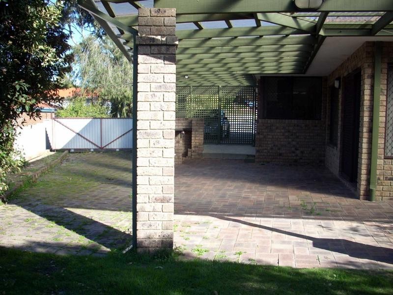 35 Calbourne Way, Kingsley WA 6026