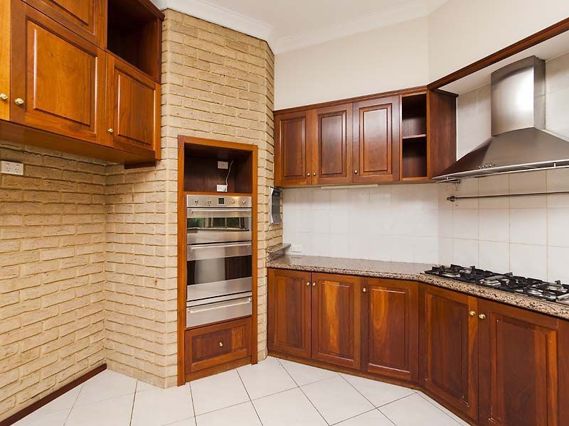 6 Tallis Close, Hillarys WA 6025