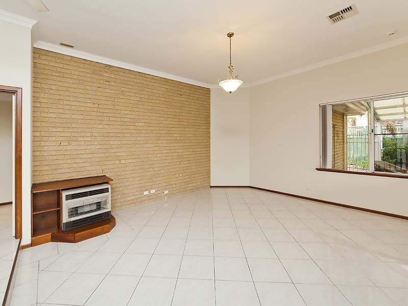 6 Tallis Close, Hillarys WA 6025