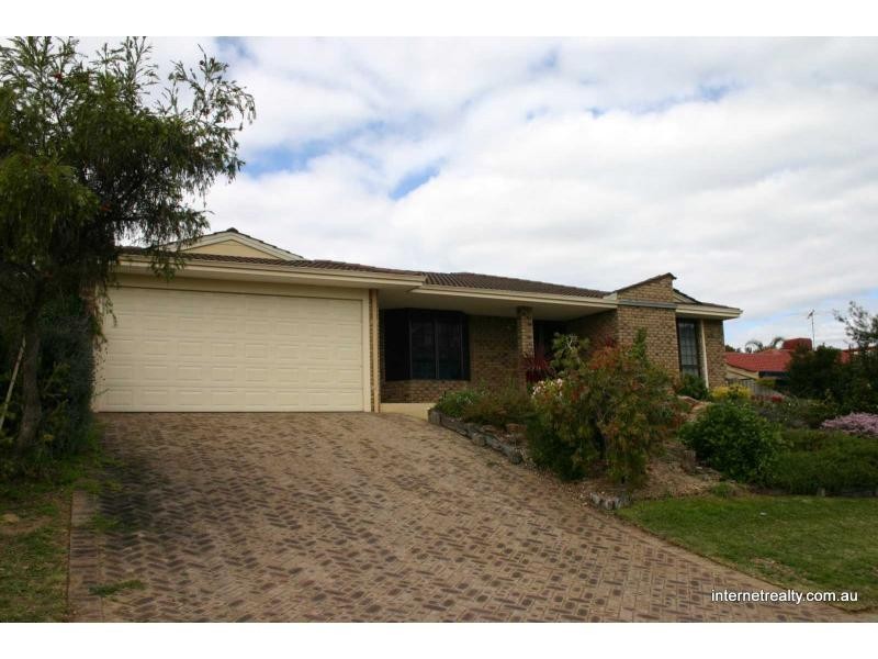 8 Edwin Street, Kingsley WA 6026