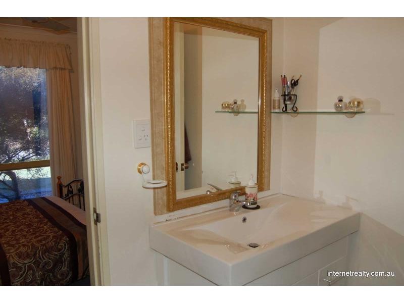 59 Edwards Entrance, Stratton WA 6056