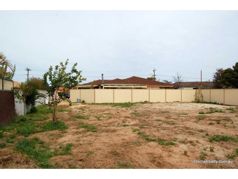 23a Bernley Drive, Viveash WA 6056