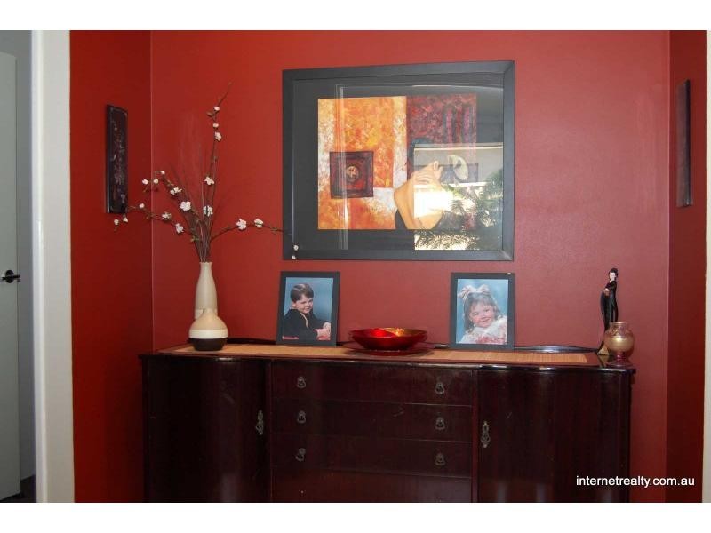 64 Sacramento Parade, Hocking WA 6065