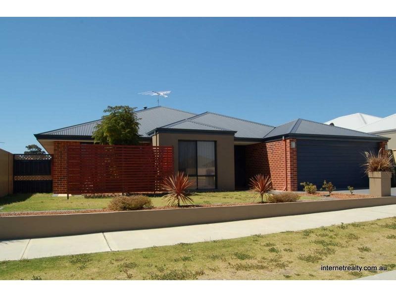 64 Sacramento Parade, Hocking WA 6065