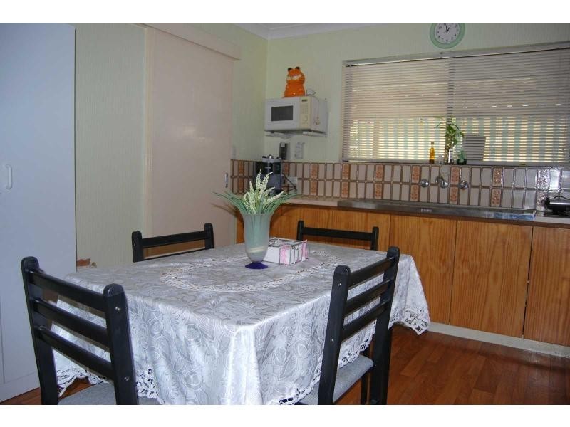 6A Clements Grove, Armadale WA 6112