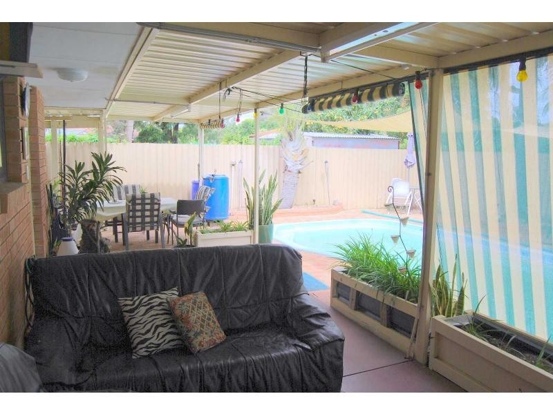 6A Clements Grove, Armadale WA 6112