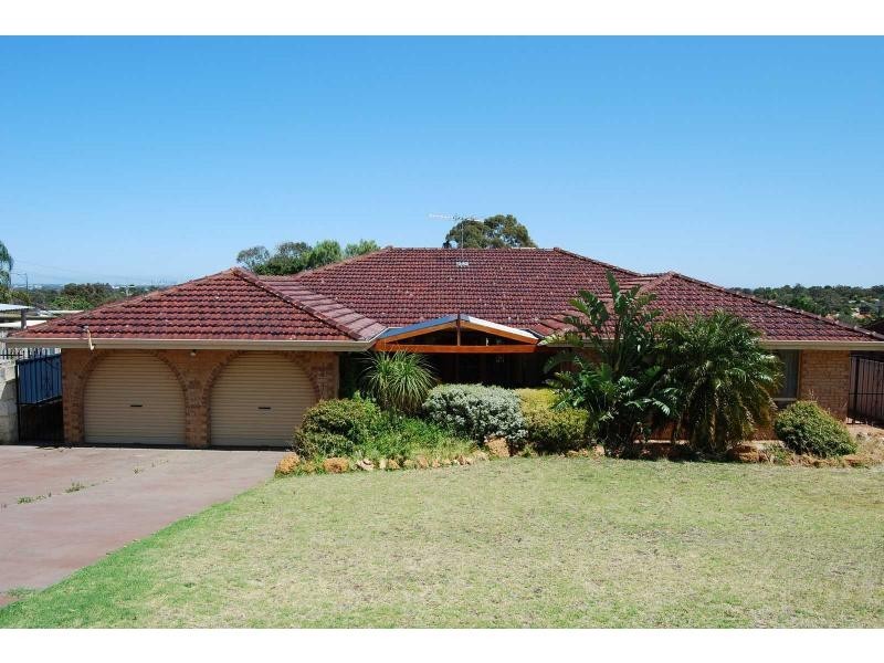 3 Bladon Way, Swan View WA 6056