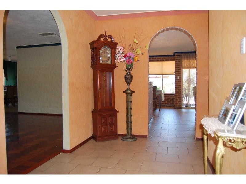 3 Bladon Way, Swan View WA 6056