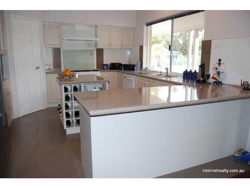 33 Surflin Court, Casuarina WA 6167