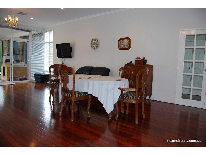 33 Surflin Court, Casuarina WA 6167