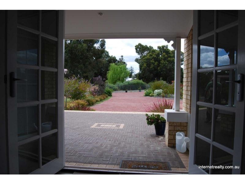 33 Surflin Court, Casuarina WA 6167