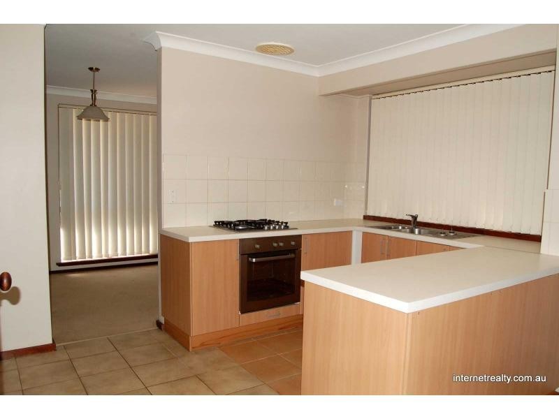 8 Bayou, Heathridge WA 6027