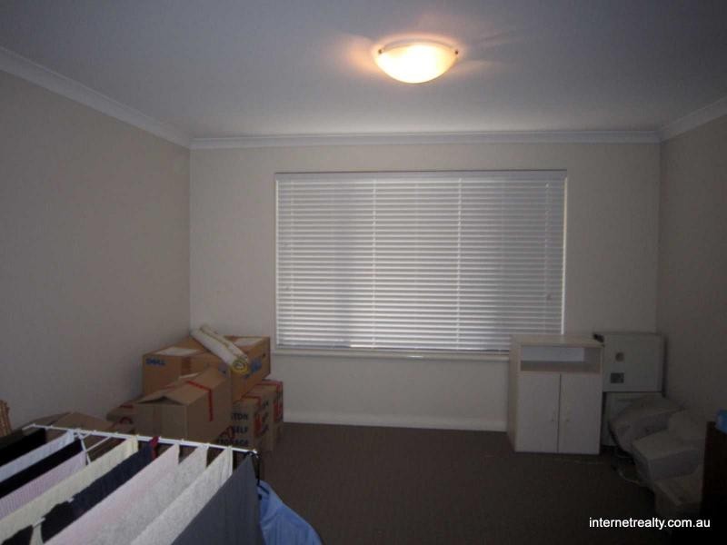 3 Verdello Way, Pearsall WA 6065