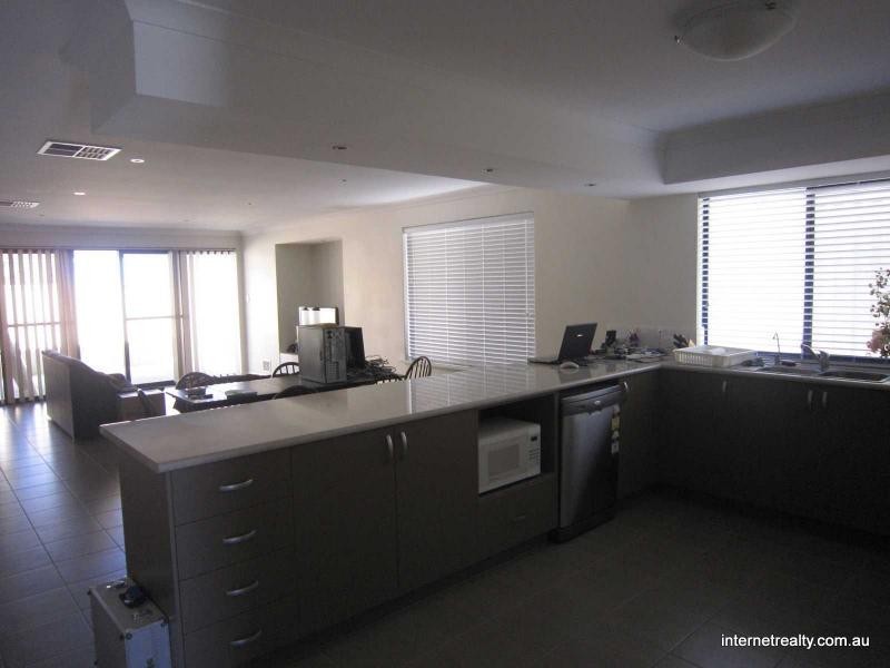 3 Verdello Way, Pearsall WA 6065