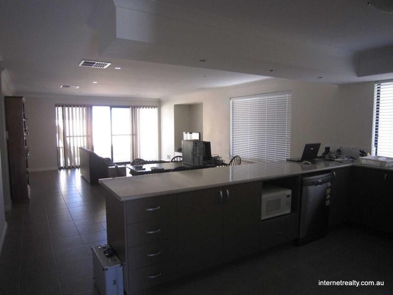 3 Verdello Way, Pearsall WA 6065