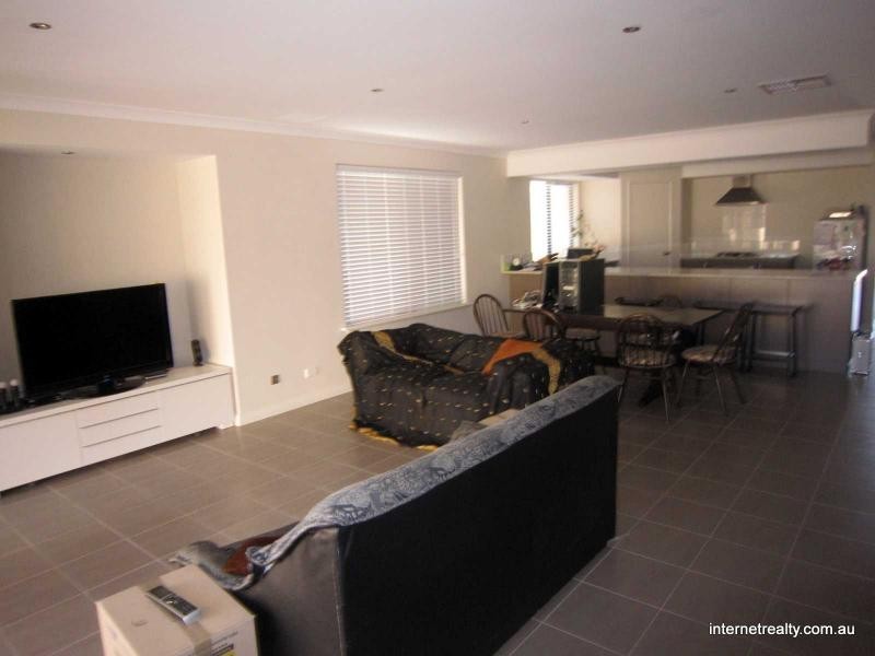 3 Verdello Way, Pearsall WA 6065