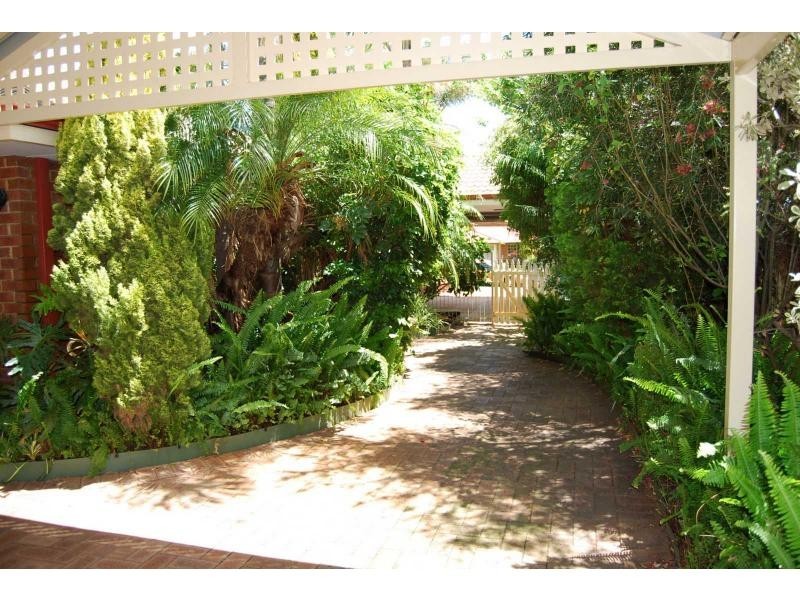 9 Sedgman Mews, Murdoch WA 6150