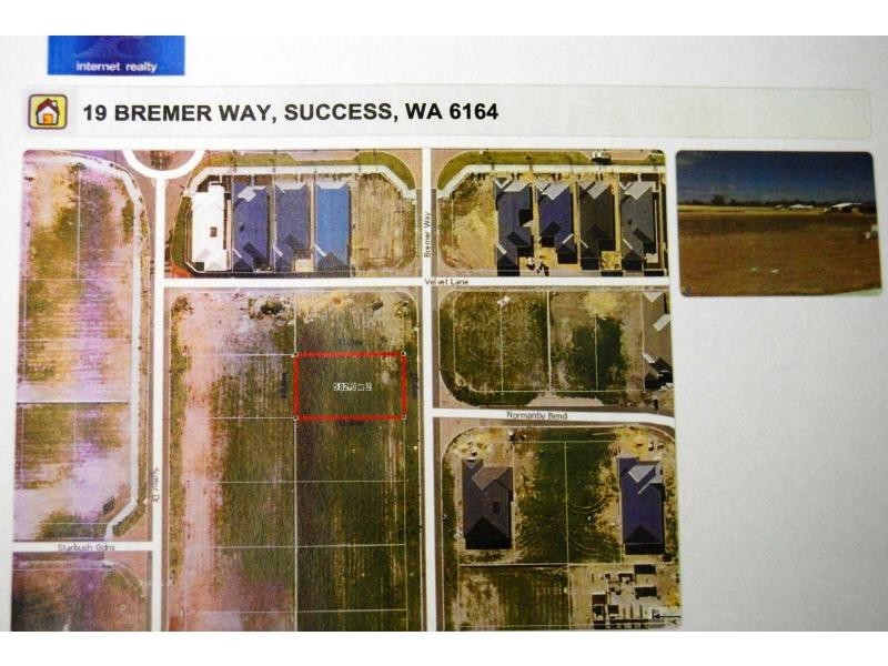 19 Bremer Way, Success WA 6164