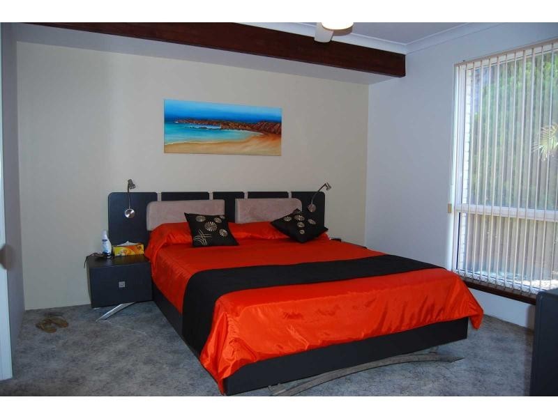 15 Investigator Drive, Waikiki WA 6169