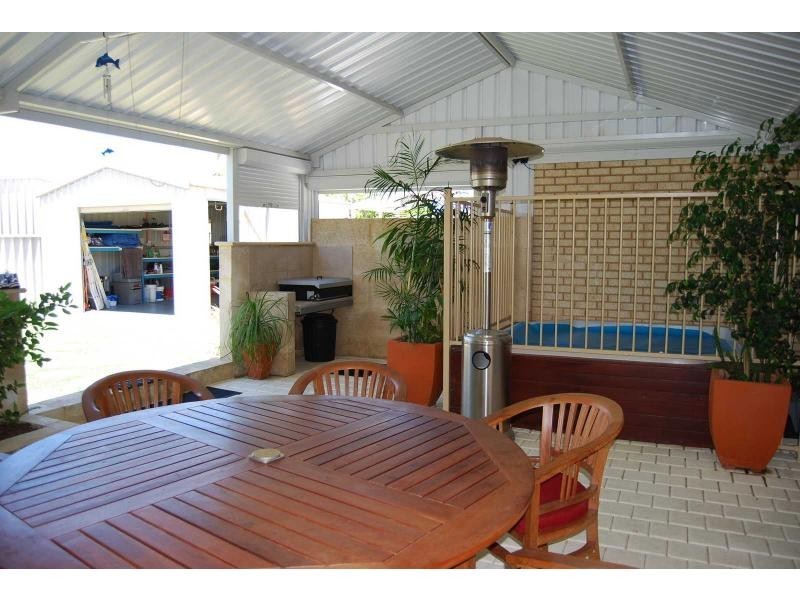 15 Investigator Drive, Waikiki WA 6169