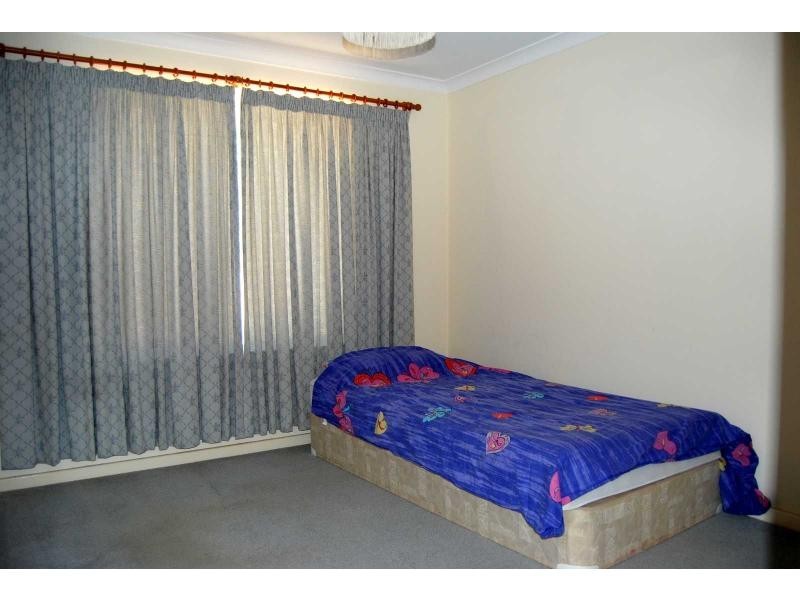 8 Lewington Street, Rockingham WA 6168