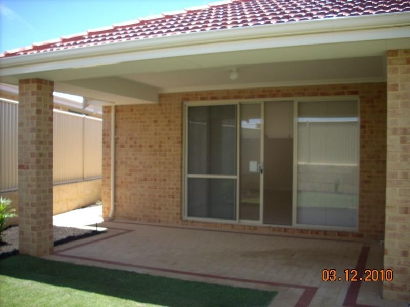 4 Huxleys Trail, Burns Beach WA 6028