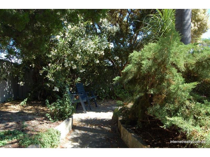 17 KYLIE Way, Kingsley WA 6026