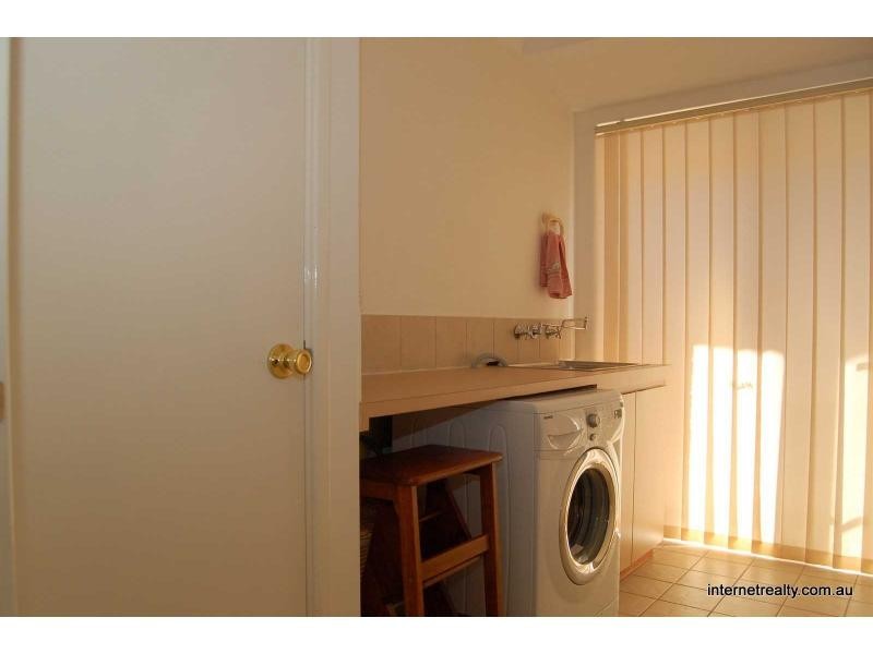 17 KYLIE Way, Kingsley WA 6026