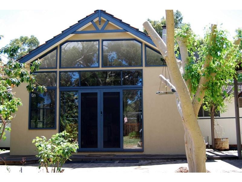 10 Christina Street, Hazelmere WA 6055