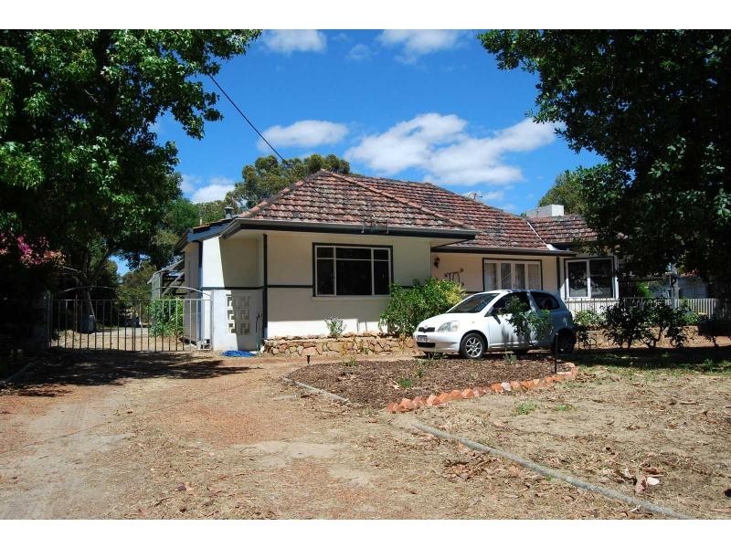 10 Christina Street, Hazelmere WA 6055