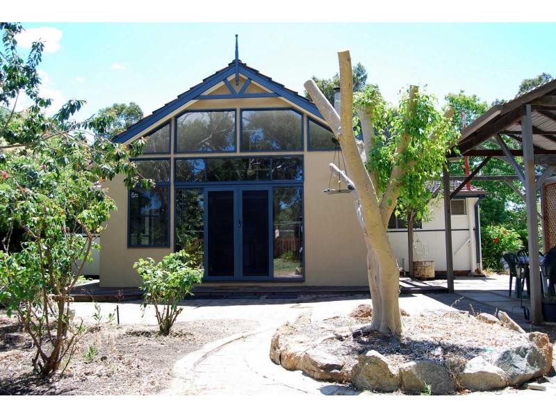 10 Christina Street, Hazelmere WA 6055