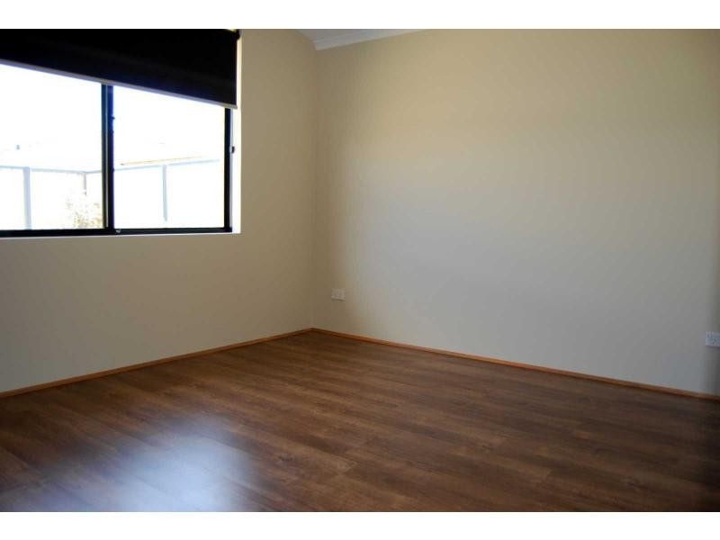 10 Daintree Loop, Bertram WA 6167