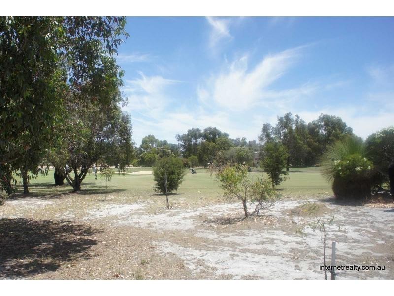 21 CLUBHOUSE Lane, Gnangara WA 6077