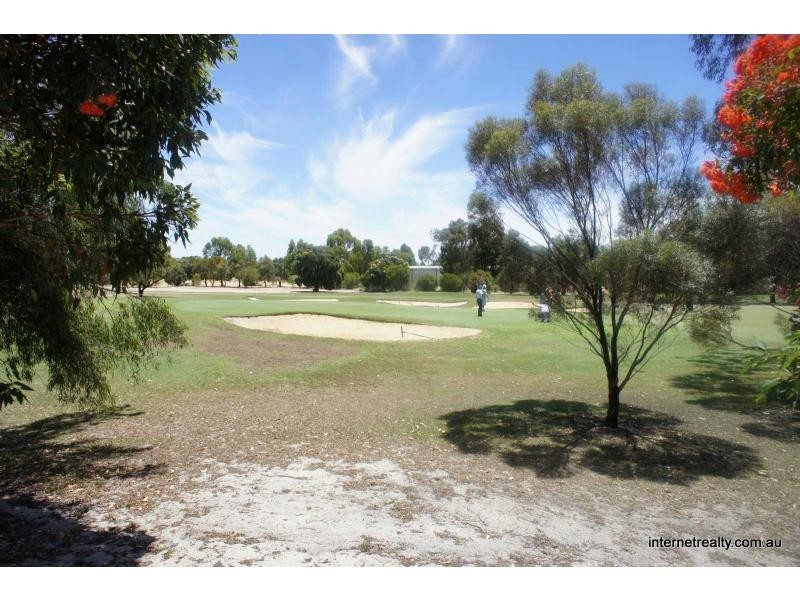 21 CLUBHOUSE Lane, Gnangara WA 6077