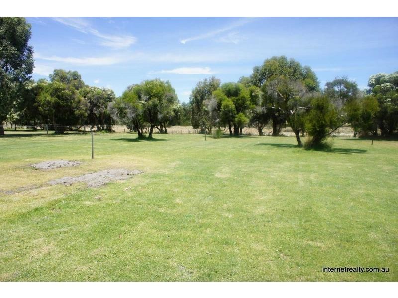 21 CLUBHOUSE Lane, Gnangara WA 6077