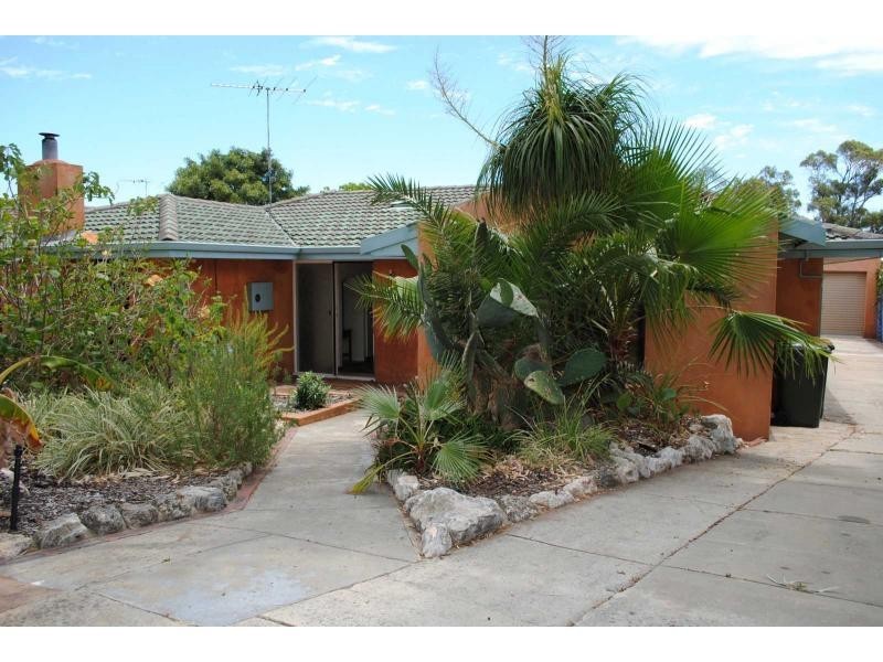 126 Dampier Avenue, Mullaloo WA 6027