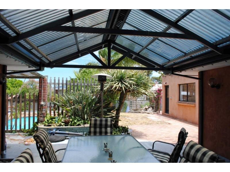 126 Dampier Avenue, Mullaloo WA 6027