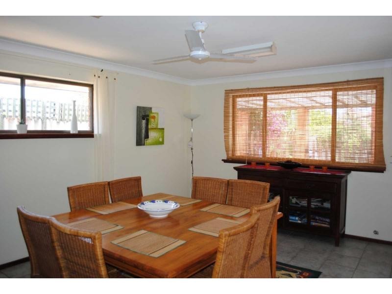 126 Dampier Avenue, Mullaloo WA 6027