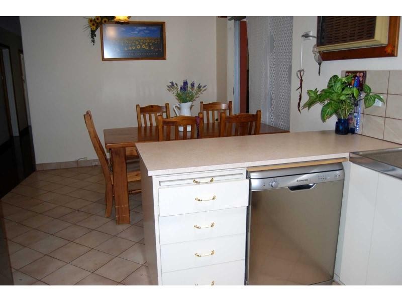 11 Wakefield Road, High Wycombe WA 6057