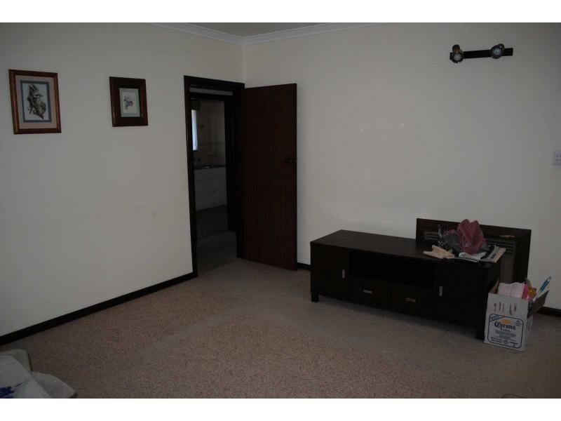 43 YALLAMBEE Crescent, Wanneroo WA 6065