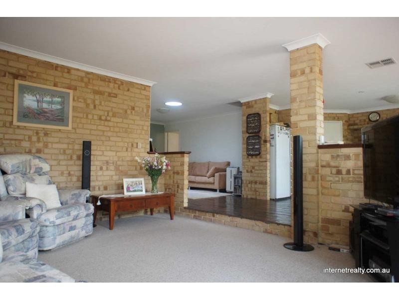 114 Barridale Drive, Kingsley WA 6026