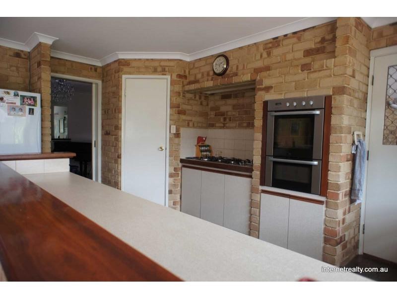 114 Barridale Drive, Kingsley WA 6026