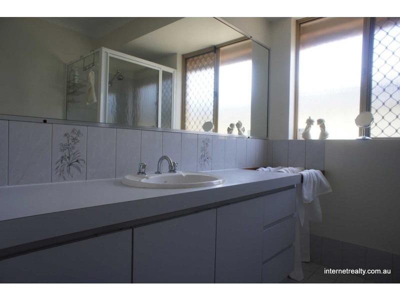 114 Barridale Drive, Kingsley WA 6026