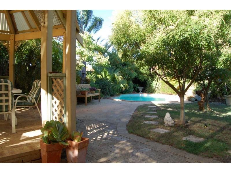 15 Stoneykirk Loop, Kingsley WA 6026