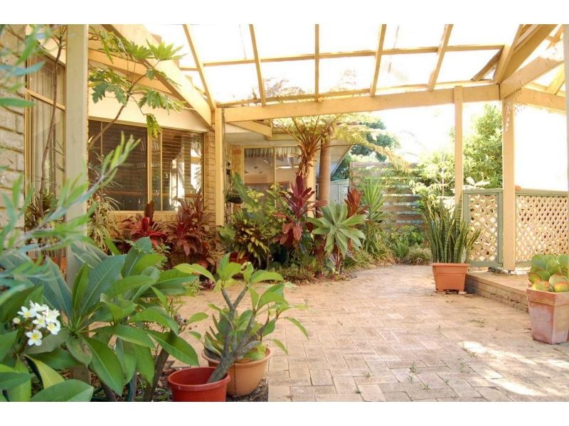 15 Stoneykirk Loop, Kingsley WA 6026