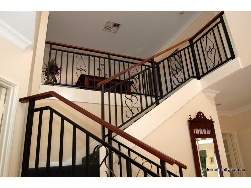 3 Celtis Court, Woodvale WA 6026